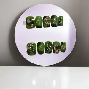 A-02 The Wizard of Oz Handmade Nails Daily wear Party wear work wear Beauty Nails.Nail Art. Nail CarePink Products.