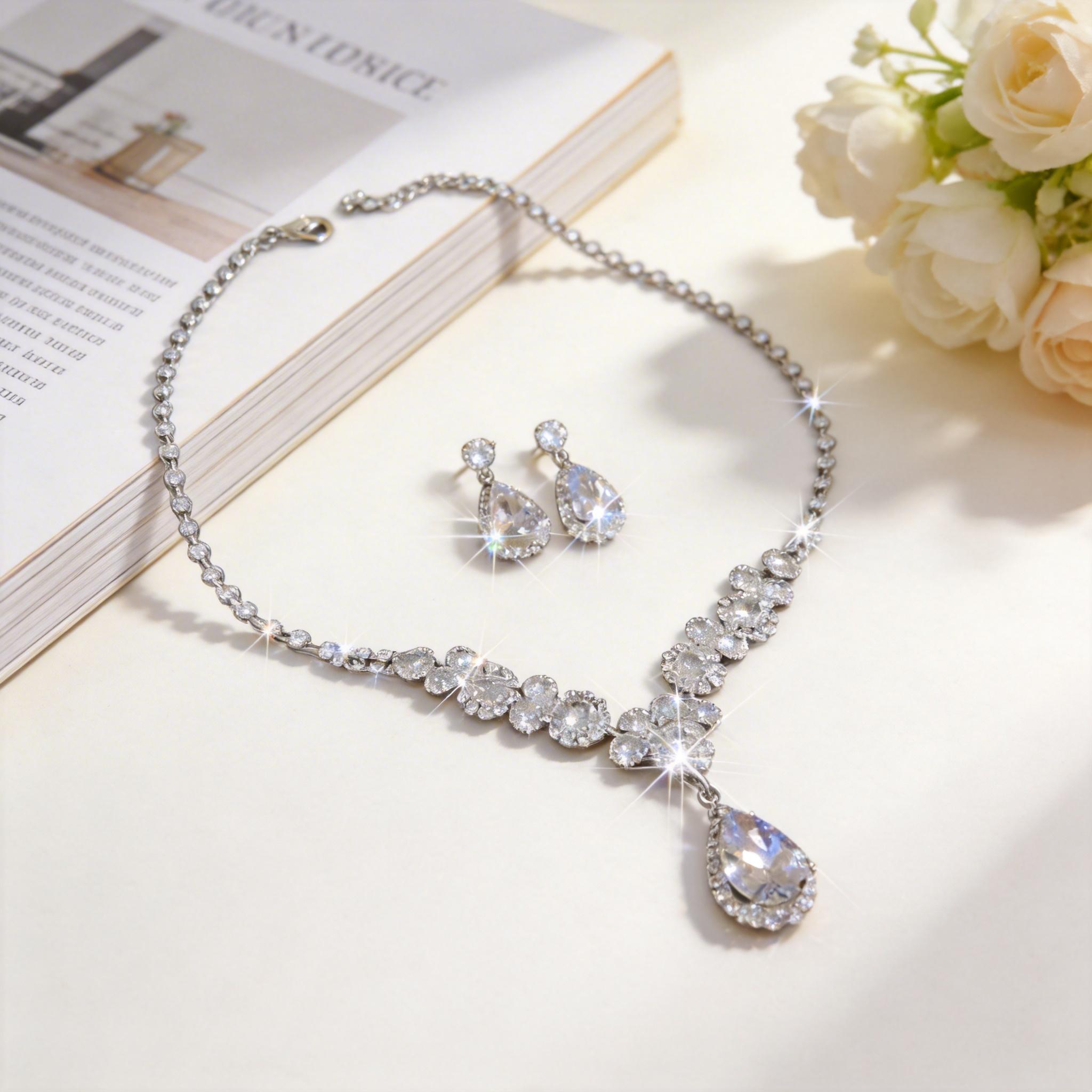 Vintage Hypoallergenic Aurora Necklace Set, 2-Piece Design, a Warm Gift to Remind Her of Your Love Dainty Hypoallergenic Aurora Jewelry Set, CZ Embellished, Perfect for Wedding/Gala, a Thoughtful Gift