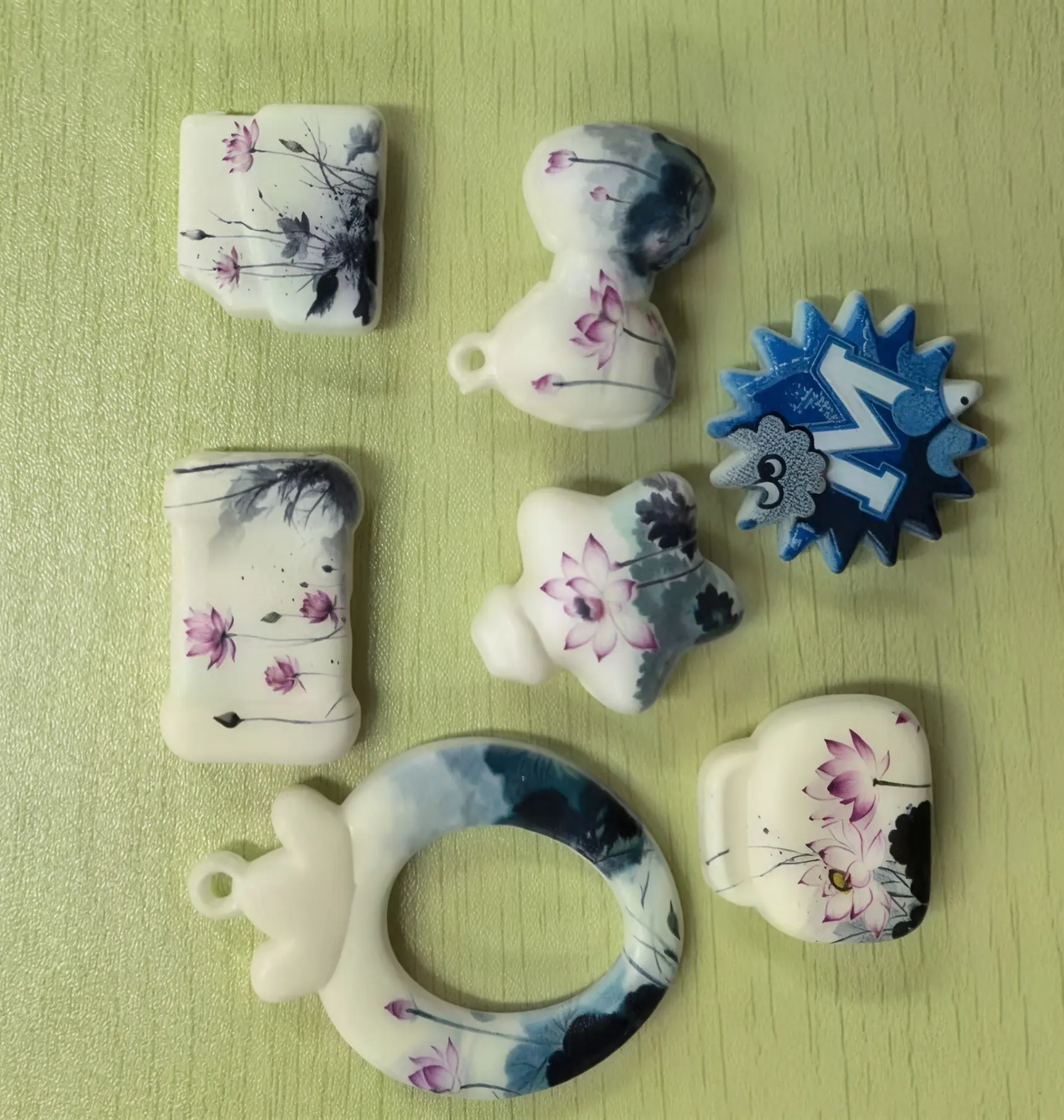 jiangmldiy set bead focus bead acrylics beads keychain so cute