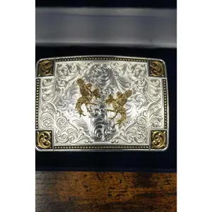 MONTANA SILVERSMITH TWO TONE COWBOY BUCKLE ROOSTERS FIGHTING