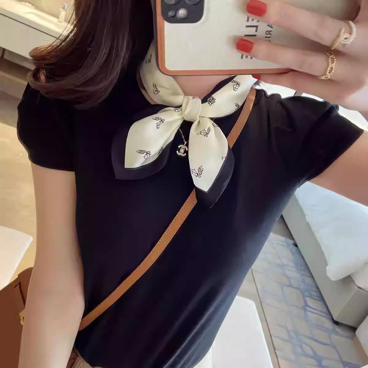 100% Mulberry Silk 53 cm Small Square Scarf for Women, Versatile Classic Thin Silk Scarf, Mulberry Silk Decorative Neck Scarf, Trending Small Pocket Square