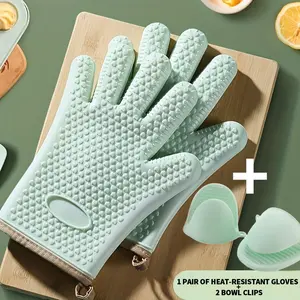Thickened heat-resistant and anti-scalding gloves, breathable oven mitts for the kitchen, with a surface that can be washed directly with water. These high-temperature resistant microwave oven gloves are suitable for kitchen cooking, baking, microwave use