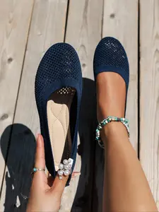 Women's Fashionable Solid Color Mesh Breathable Lightweight Comfortable Navy Blue Flat Shoes, Casual Comfortable Slip on Walking Shoes for Daily Wear, Shoes for Summer