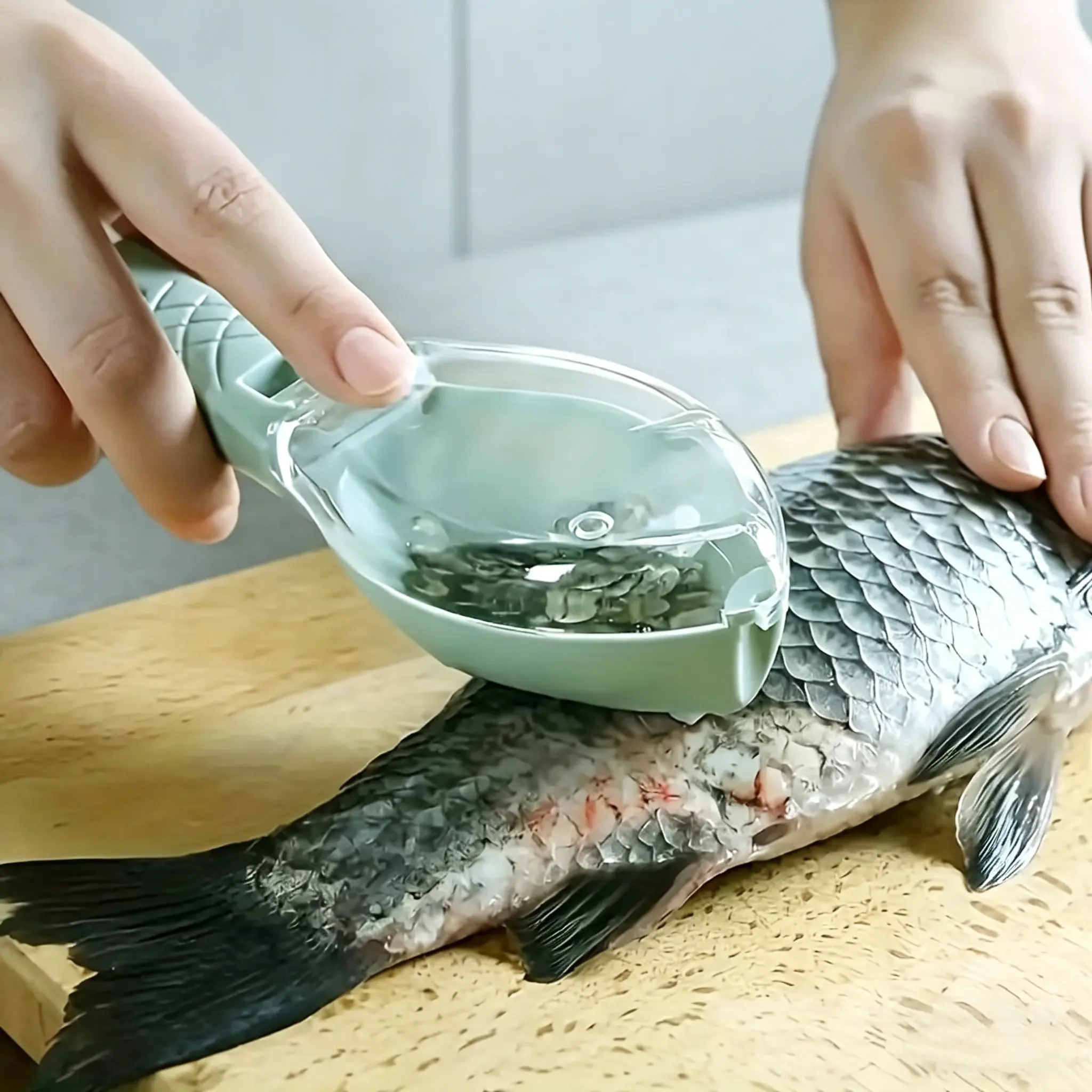 1pc Manual Fish Scaler – PP Plastic Fish Scale Scraper – Non-Electric Kitchen Tool for Cleaning Fish
