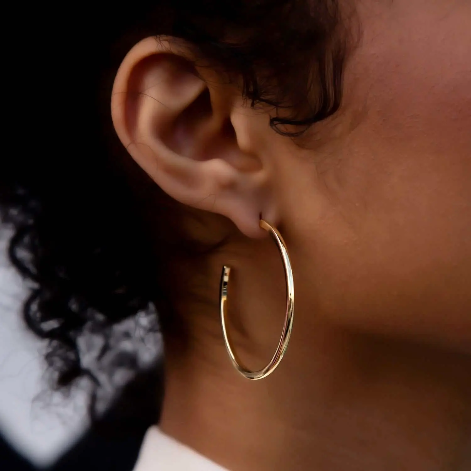 GLD Plain Hoop Earrings in Yellow Gold - Perfect Gift #tiktokshopsummersale GLD Plain Hoop Earrings in Yellow Gold - Perfect Gift #tiktokshopsummersale