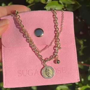 Virgencita Medallion Charm Bracelet - Gold-Tone Chain with Virgin Mary Medal Beads for Women's Fashion