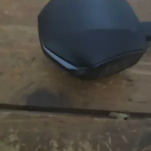 review image 0