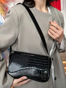 Shoulder Bag for Women Small Clutch Purses Cute Hobo Handbag Trendy Underarm Bag Fashionable Shoulder Bag