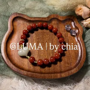 LUMA | by chia Crimson Heart Glow Beaded Bracelet