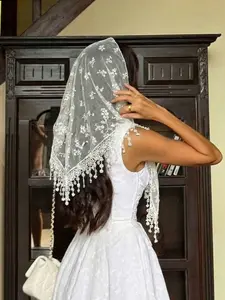 1PC Women's Lace Embroidered Triangle Scarf, Stylish Comfortable Shawl, Woven Fabric, Fitted Fit, Ditsy Floral Pattern, All Seasons