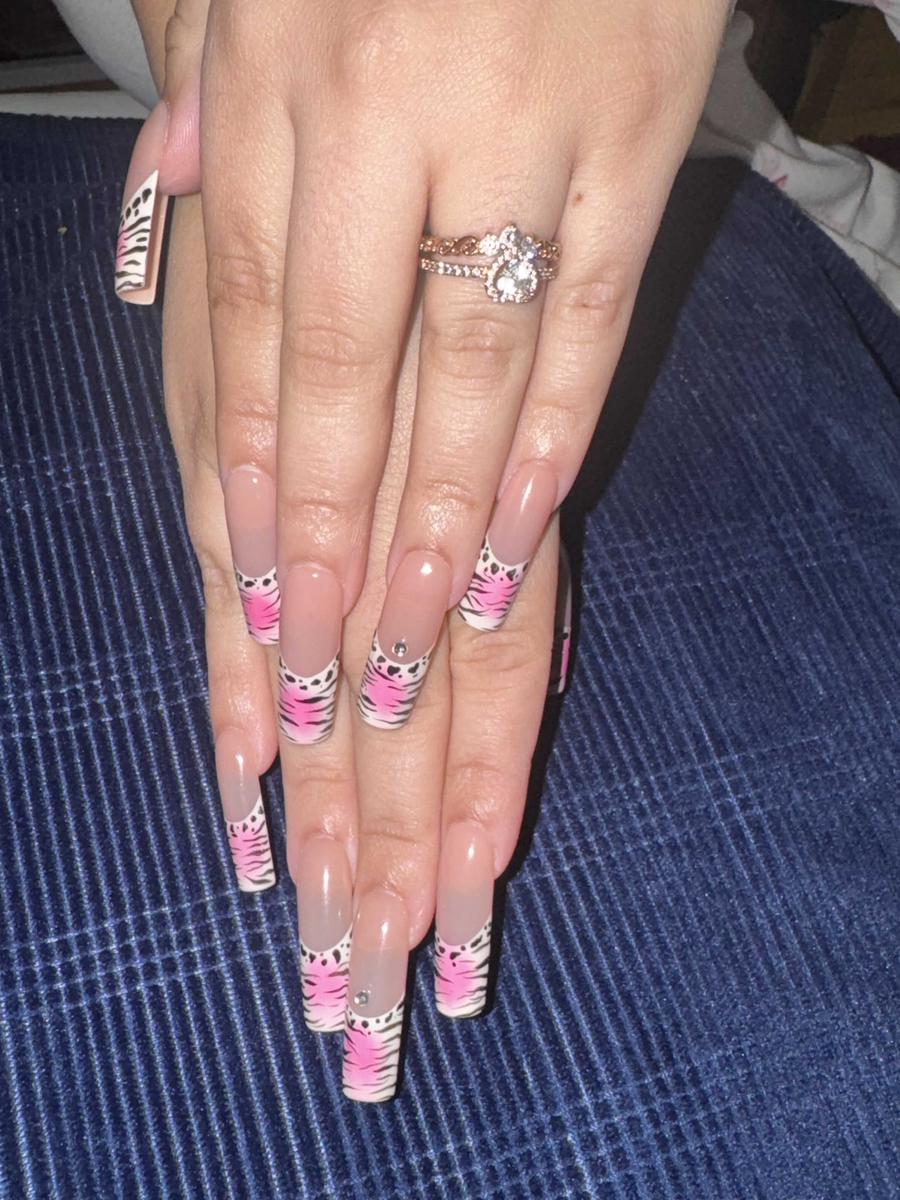 Item: M(long/medium), $63.99 32bags, host:Neko