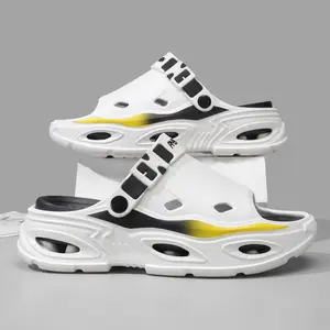 2026 new men's holey shoes beach sandals, multifunctional breathable hole design, slip-on quick-dry and non-slip, summer driving essential