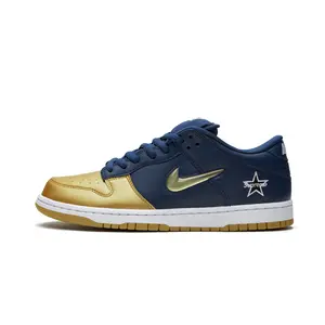 SB Dunk Low "Supreme - Jewel Swoosh Gold/Navy" CK3480 700