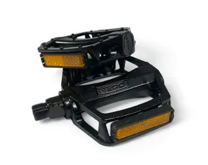 Crew CB29/CB275 Pedals Crew CB29/CB275 Pedals