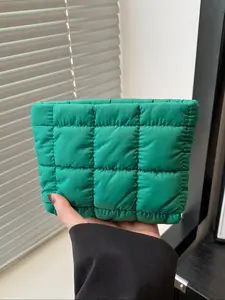 Pure Color Quilted Handbag, Large Capacity Zip Travel Storage Bag, Portable Travel Storage Pouch, Women and Girls Carryall Wallet, Handheld Bag Purse