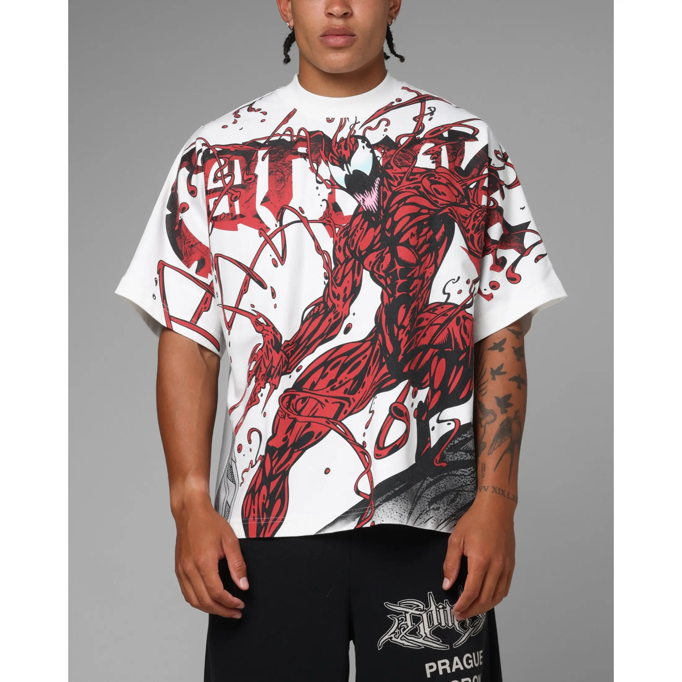 Loiter Marvel Spider-Man Carnage Boxy T-Shirt Off White Loiter Marvel Spider-Man Carnage Boxy T-Shirt Off White