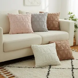1Pc 45x45cm Soft Plush Cushion Cover Single Side Triangle Pattern Decorative Pillow Cover Winter Warm Geometric Pattern Pillowcase For Couch Living Room Sofa Bedroom NoRdic Simple Home Decor without Insert