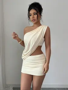 New Fashion Women's Fitted Asymmetrical One-Shoulder Top & High Waist Pleated Mini Skirt Set, Stylish Casual, Spring & Fall