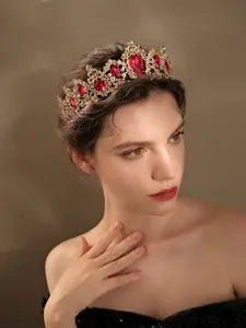 Princess Crown with Rhinestones and Crystals, Elegant Bridal Headpiece for Special Occasions and Parties, Wedding Hair Accessories