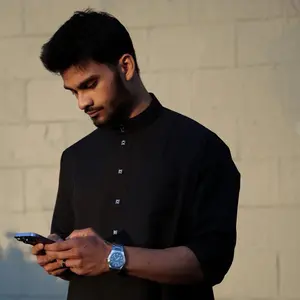 Premium Saudi Collared thobe (black) Menswear Clothing