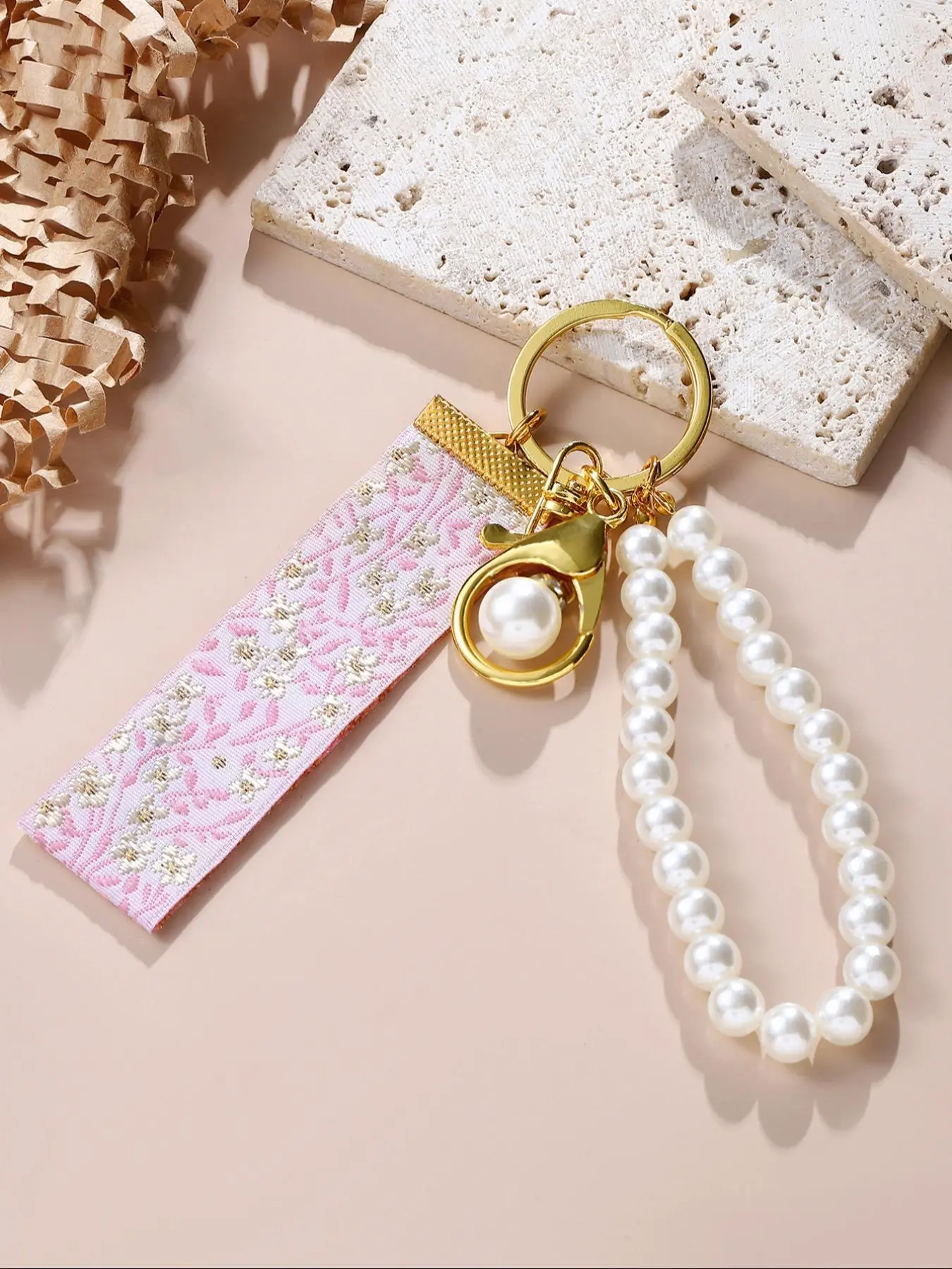 Mother's Day Gift Floral Embroidery Tape & Faux Pearl Decor Keychain, Floral Pattern Keychain, Keychain for Women & Girls, Trendy Cute Keychain, Stylish Keychain, Exquisite Keychain for Birthday, Keychain Wristlet