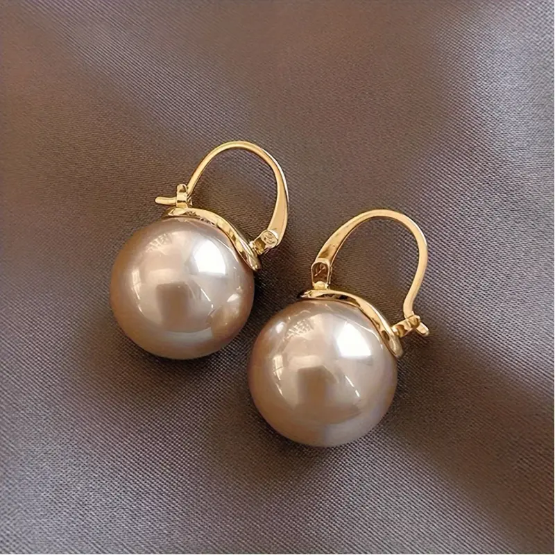 Soco Large Pearl Ear Cuffs: Unique Design, Light Luxury Style, DDES0094  Elegant, High-end, Fashionable and Versatile Earrings