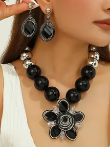 2-Piece Crystal Flower Necklace Pendant Earrings Set, Boho Style, Unique Charm, Evening Party Jewelry for Women, Fall & Winter