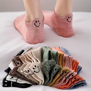 10 Pairs Embroidered Ankle Socks, Smiley Face Pattern Design, Simple & Comfy Low Cut Socks, Women's Stockings & Hosiery.