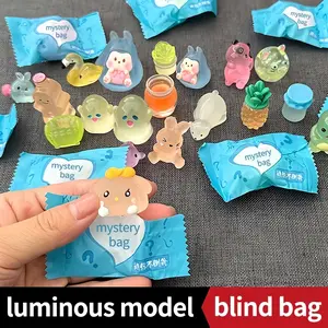 Night Glow Animal Blind Bag Miniature Model Desk Ornament, Kids Reward Classroom Activity Prize, DIY Resin Craft Kit, Cute Cartoon Gifts
