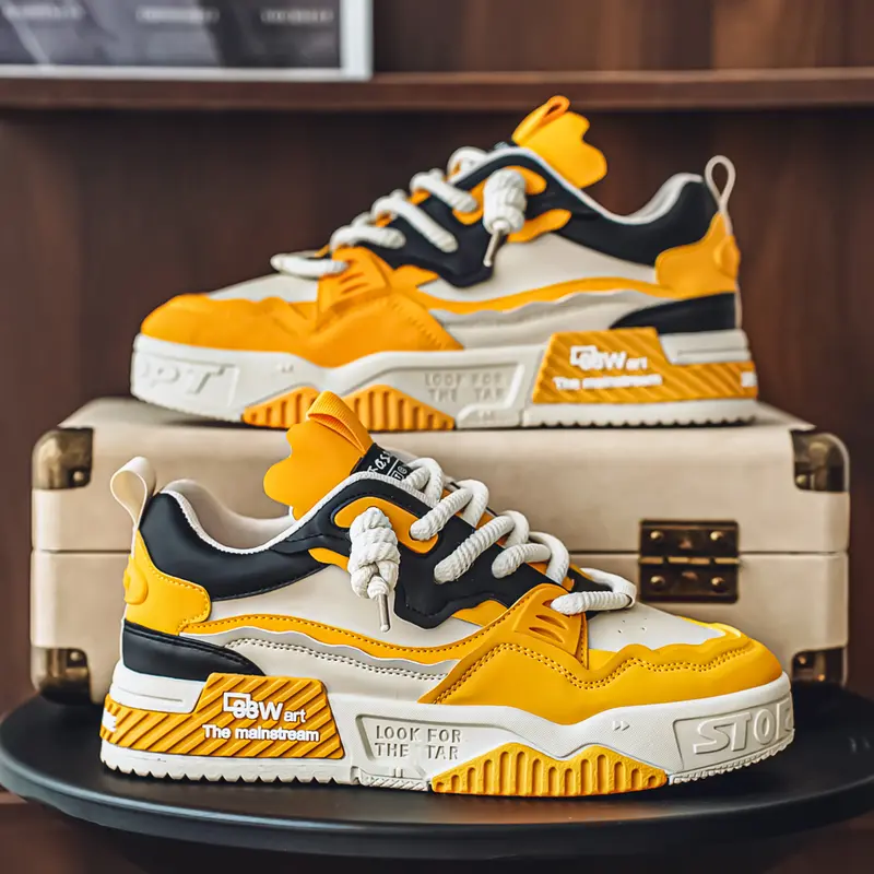 Men's Retro Casual Lace-Up All Day Sneakers - Thick Soles, Low-Cut Ankle, Closed Straps, Round Toe, Athletic Men's Streetwear Shoes for Boys, Train-to-Street Use, All Seasons Walking Comfort