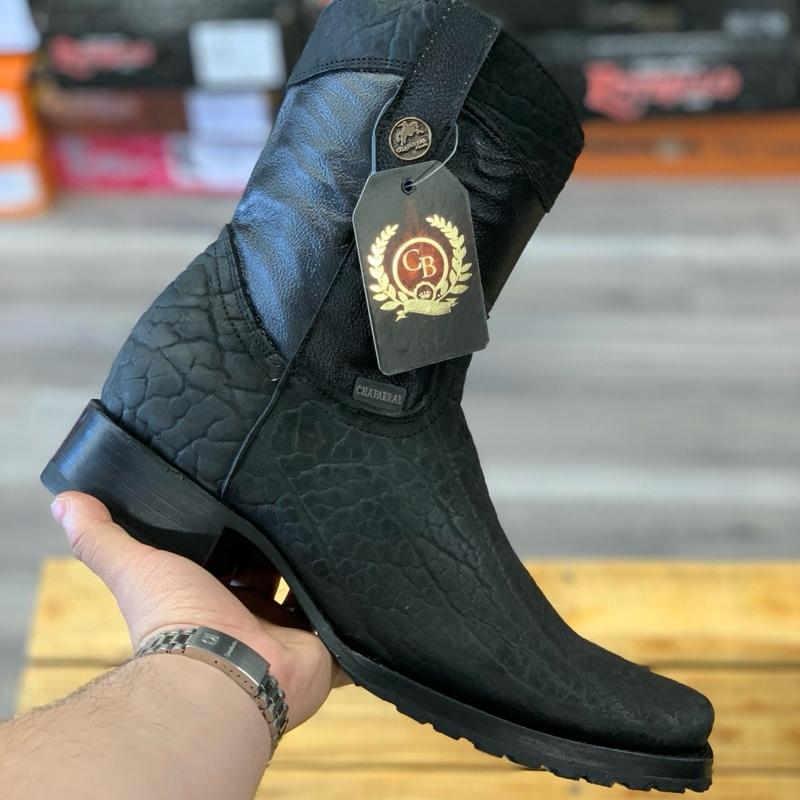 Botas en piel cuello de toro original con cierre