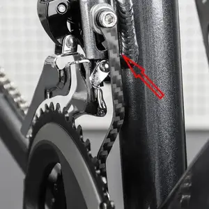 1PC Carbon Fiber Road Bike Anti-chain Chain Stabilizer Chain Guide Chain Anti-drop Device Anti-drop Device Anti-drop Buckle Road Bike Parts