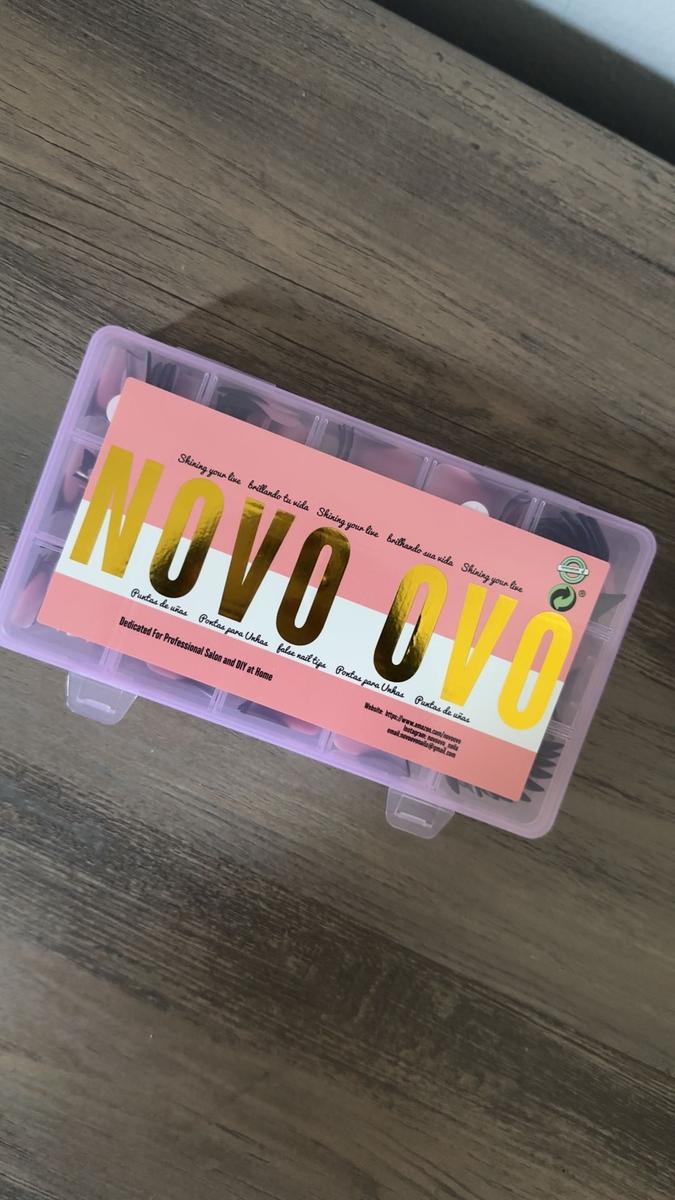 Item: Black French Tip Medium Duck Nail