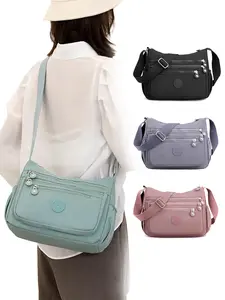 Casual, practical, simple and fashionable single shoulder crossbody bag with multiple zipper pockets, reasonable separation, adjustable shoulder strap design, can accommodate mobile phones and headphones, suitable for outdoor shopping and commuting