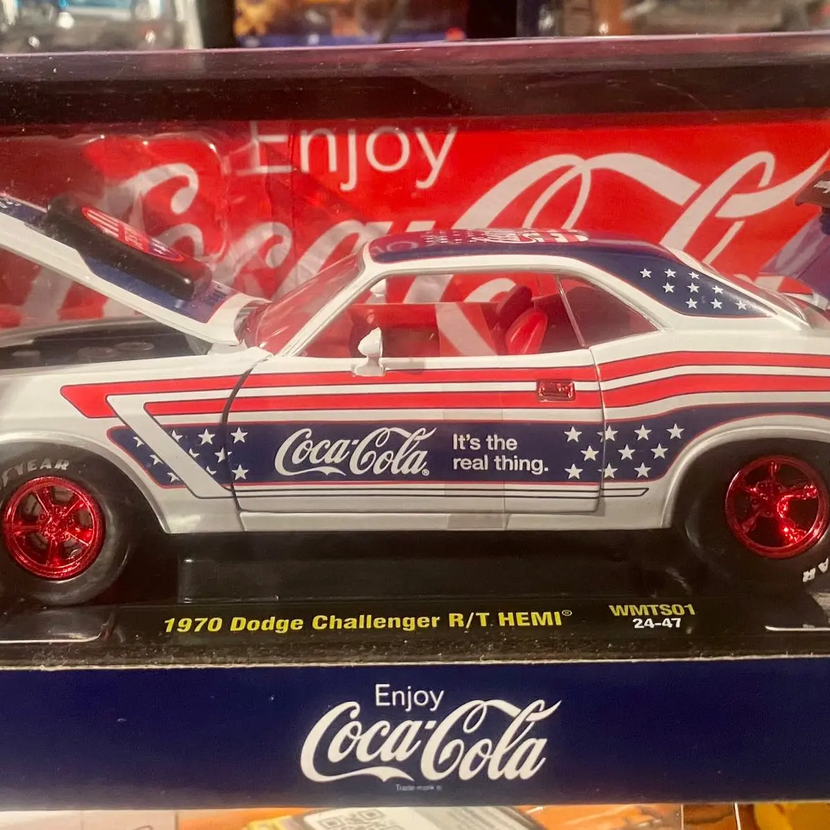 M2 Machines 1970 Dodge Challenger R/T Hemi Coca Cola livery Chase Car