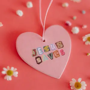 Jesus Saves Air Freshener - Pink Heart Design with "JESUS SAVES" Text, Ideal for Car Decoration and Freshening Breath Fruity Sweet Scent Car Fragrance Spray Car Odor Remover