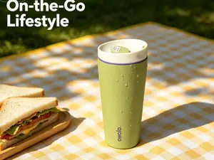 Owala 20oz Vacuum Insulated Coffee Tumbler Matte Green Travel Mug with Splash-Proof Lid