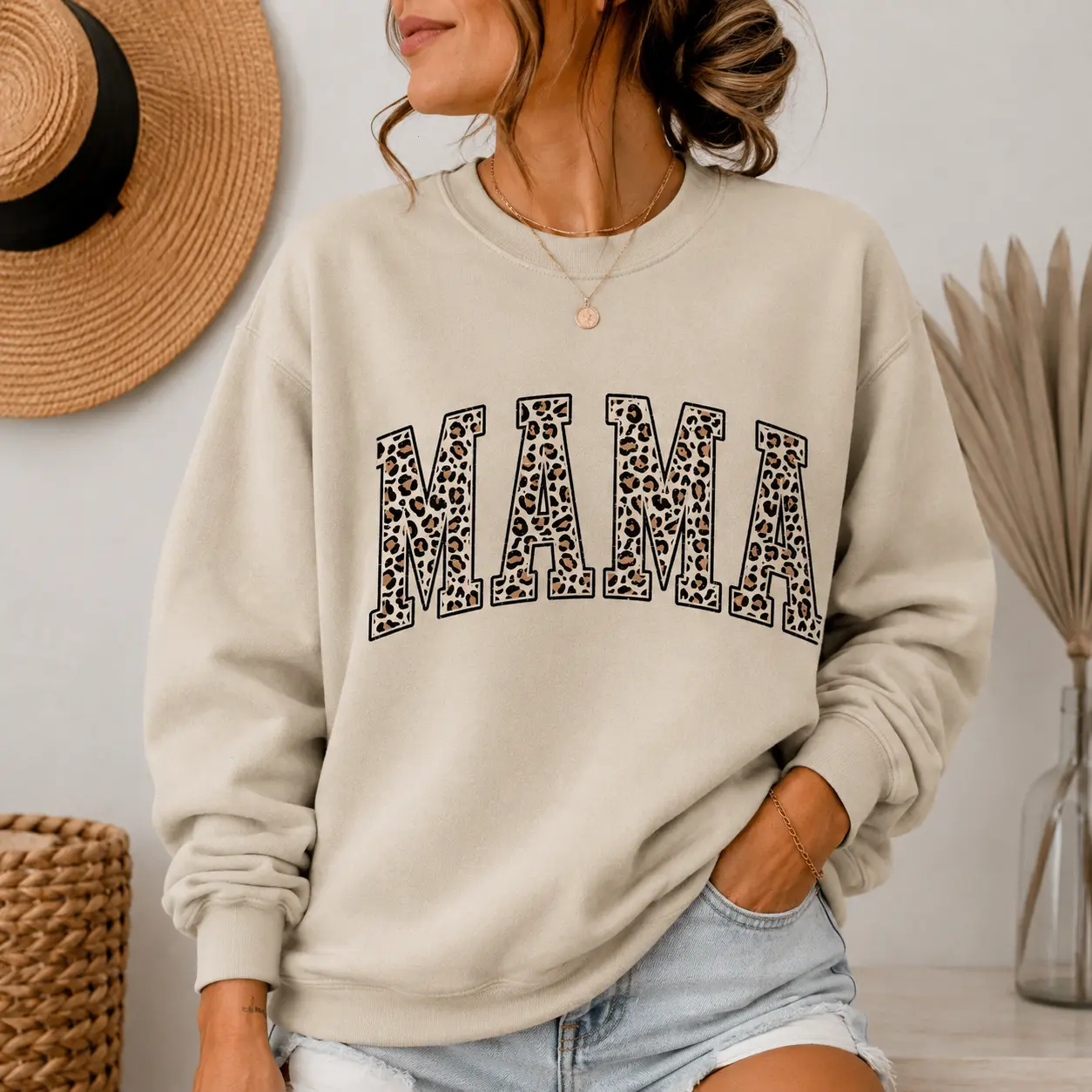 Mama Leopard Print Crewneck Sweatshirt, Women's Long Sleeve Graphic Pullover, Casual Mama Shirt