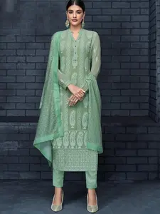 Green Embroidered Georgette Salwar Kameez Size Medium Elegant Embroidery Design for Stylish Comfort