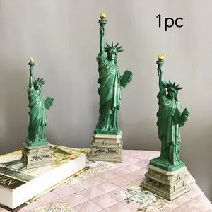 Statue of Liberty Replica Ornament, New York Landmark Resin Model, Home & Desk Decor, Travel Souvenir, Perfect Gift Idea