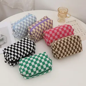 Checkerboard Pattern Pencil Case, 1 Count Large Capacity Pencil Bag, Multifunctional Stationery Storage Bag Office Supplies for School Office Home
