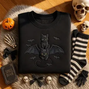 Embroidered Halloween Black Cat Sweatshirt, Halloween Tee,Bats Shirt Dark Humor Gothic Style Bat Tee,Top Cat Lover Gift,Trendy Spooky Season