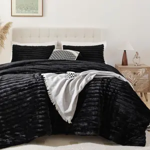 Fluffy Queen Comforter Set 3 Pieces - Black Fleece Fluffy Comforter Set, Luxury Fuzzy Queen Bedding Set, Soft Warm Bed Set All Season, Heavy Faux Fur Comforter with 2 Pillow Cases