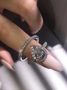 Elegant Rhinestone Decorated Ring, Fashion Jewelry for Women, Daily Clothing Decor, Trendy All-match & Exquisite Jewelry for Birthday Gift, Trendy Jewellery Accessories, Elegant Glittering Ring
