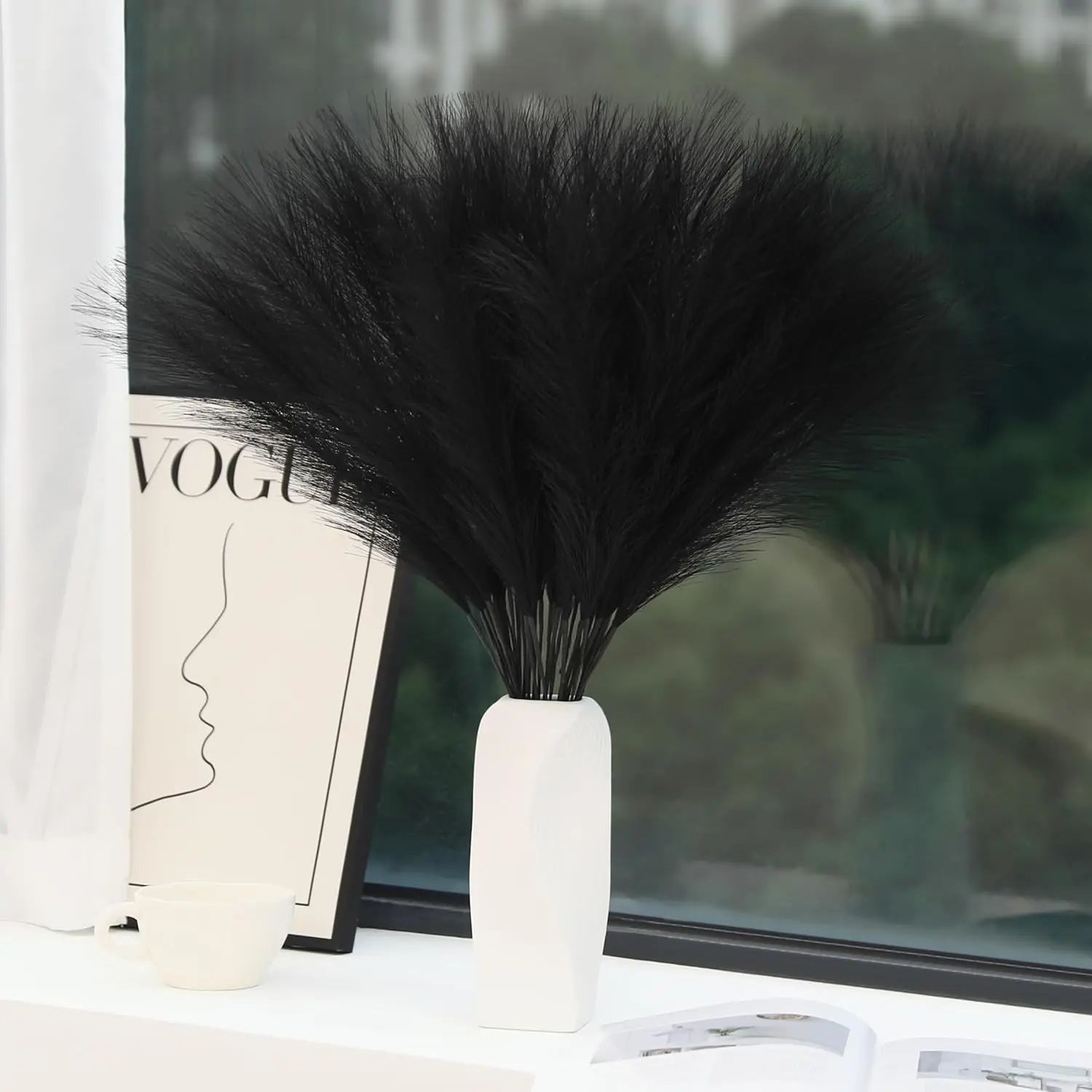 F-AP03  30pcs Black Pampas Grass - 24 Inch Faux Pampas Grass Decor, Short Artificial Pampas Grass for Gothic Room Decoration, Wedding, Party, Halloween and Home Decor(Black) Colorful Decorative