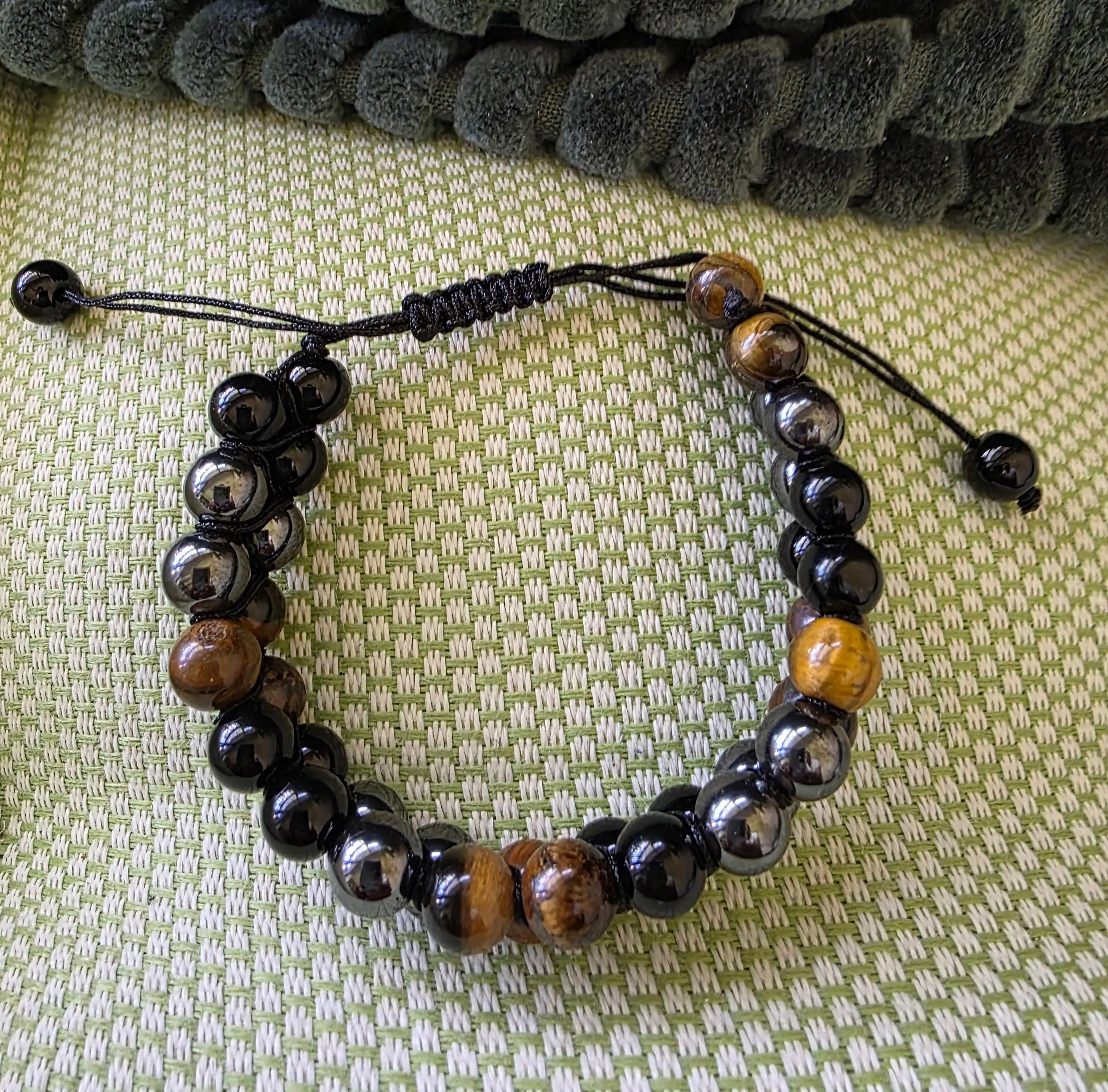 COTTU Triple Stone Adjustable Beaded Bracelet