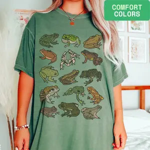 Comfort Colors Frog Shirt, Goblincore Frog and Toad T-shirt, Aesthetic Cottagecore Clothes, Dark Academia Shirt, Cute Frog Tee