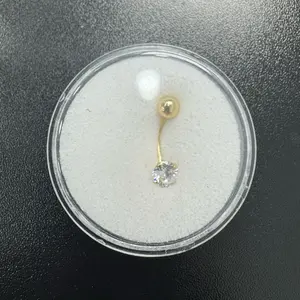 Piercing de ombligo.