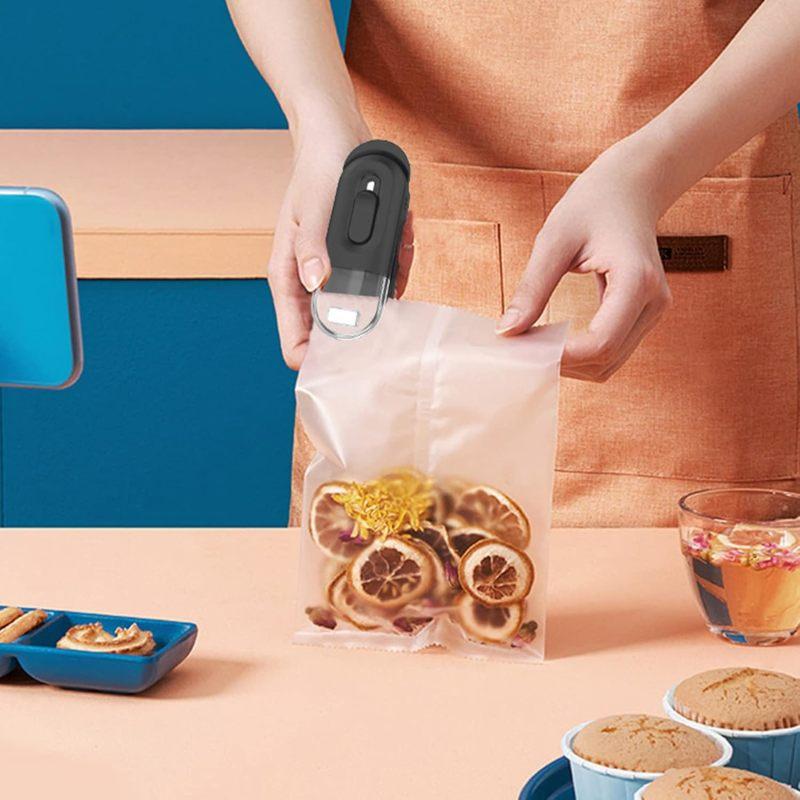2-in-1 Handheld Heat Vacuum Sealer with Cutter – Portable Bag Resealing Machine for Plastic Food Storage Bags