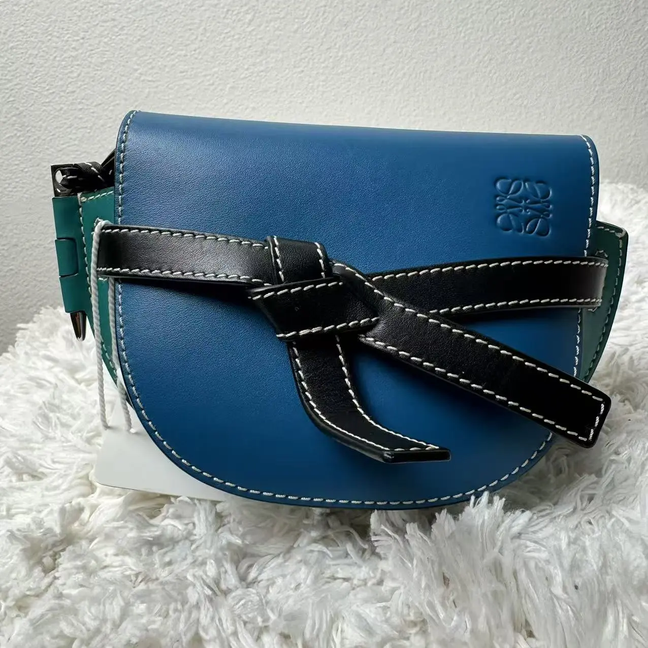 Pre-owned Loewe Lambskin Crossbody Bags Gate Mini Crossbody Bag